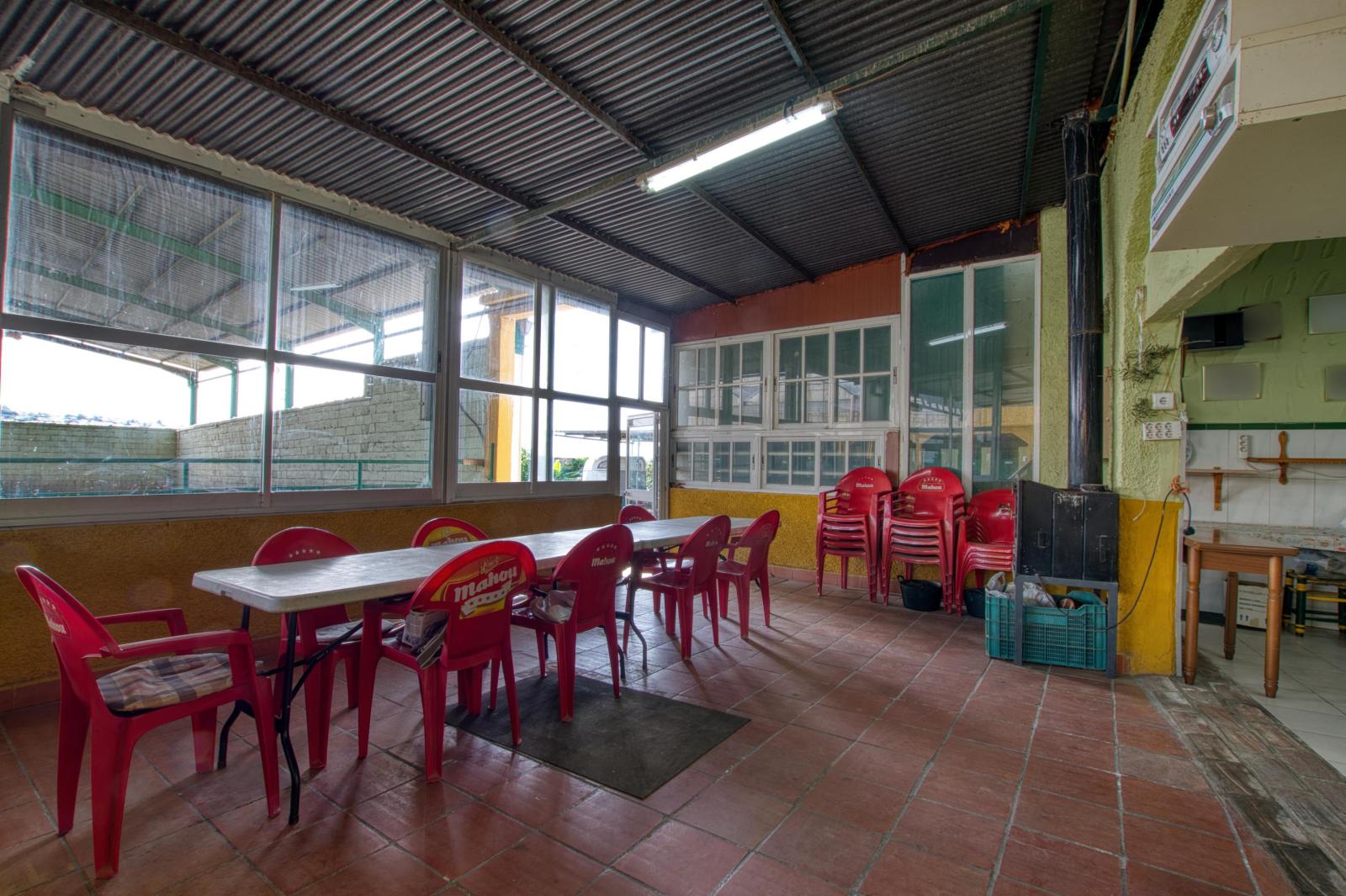 Villa for Sale in Vélez-Málaga
