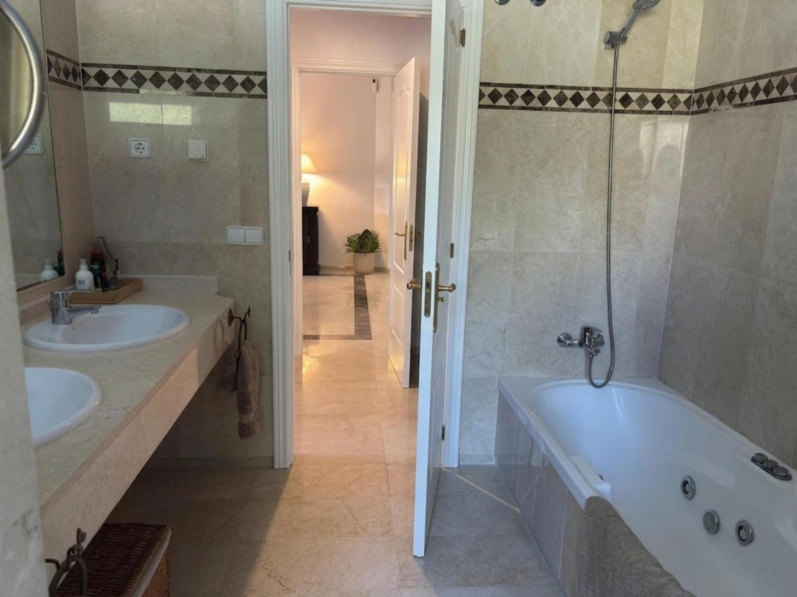 Apartment for Rent in Marbella