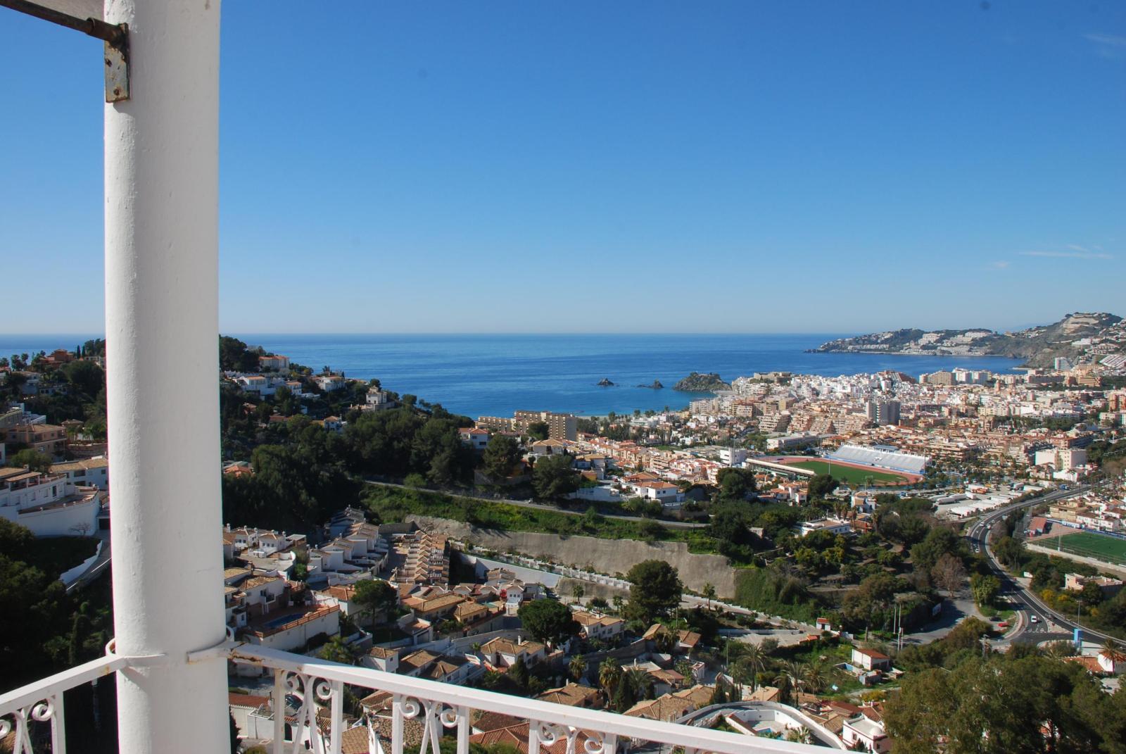 Apartment for Sale in Almuñécar