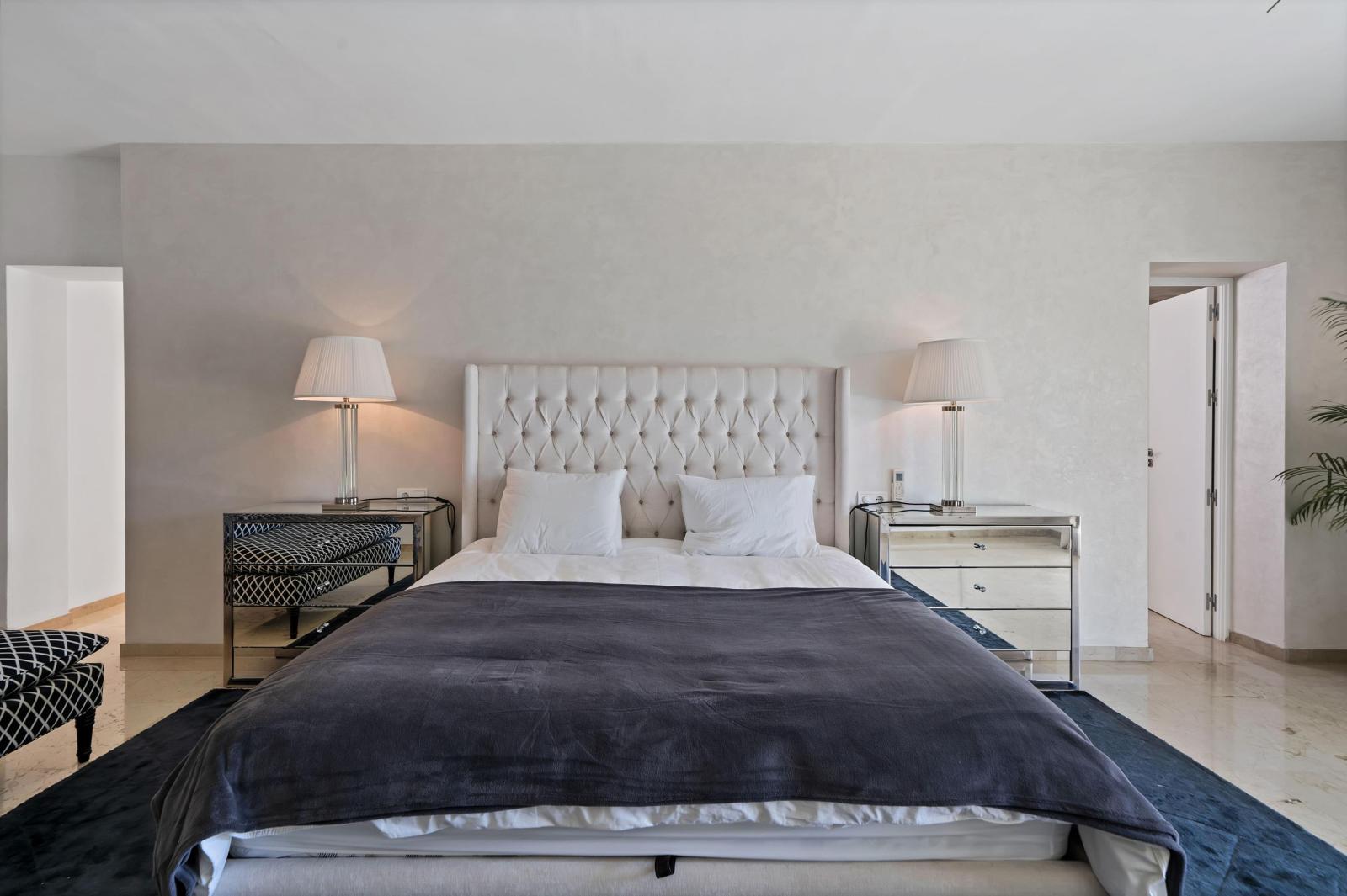 Villa for Rent in Estepona