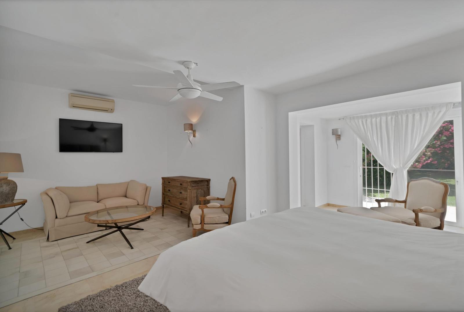 Villa for Rent in Estepona