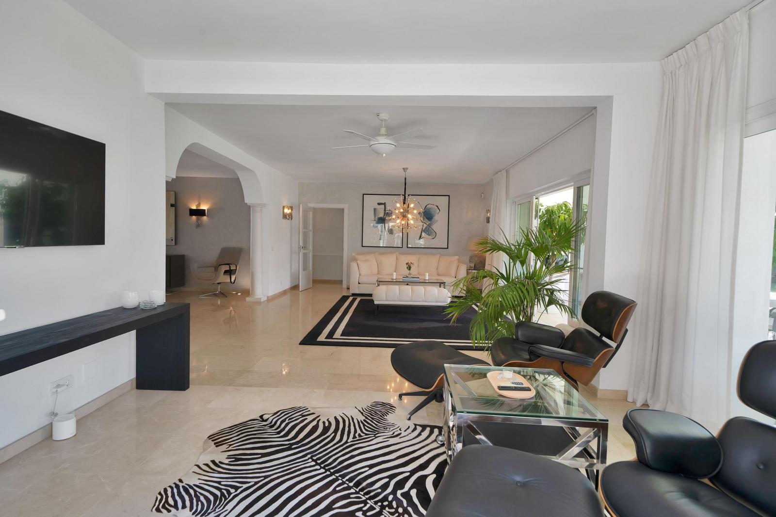 Villa for Rent in Estepona