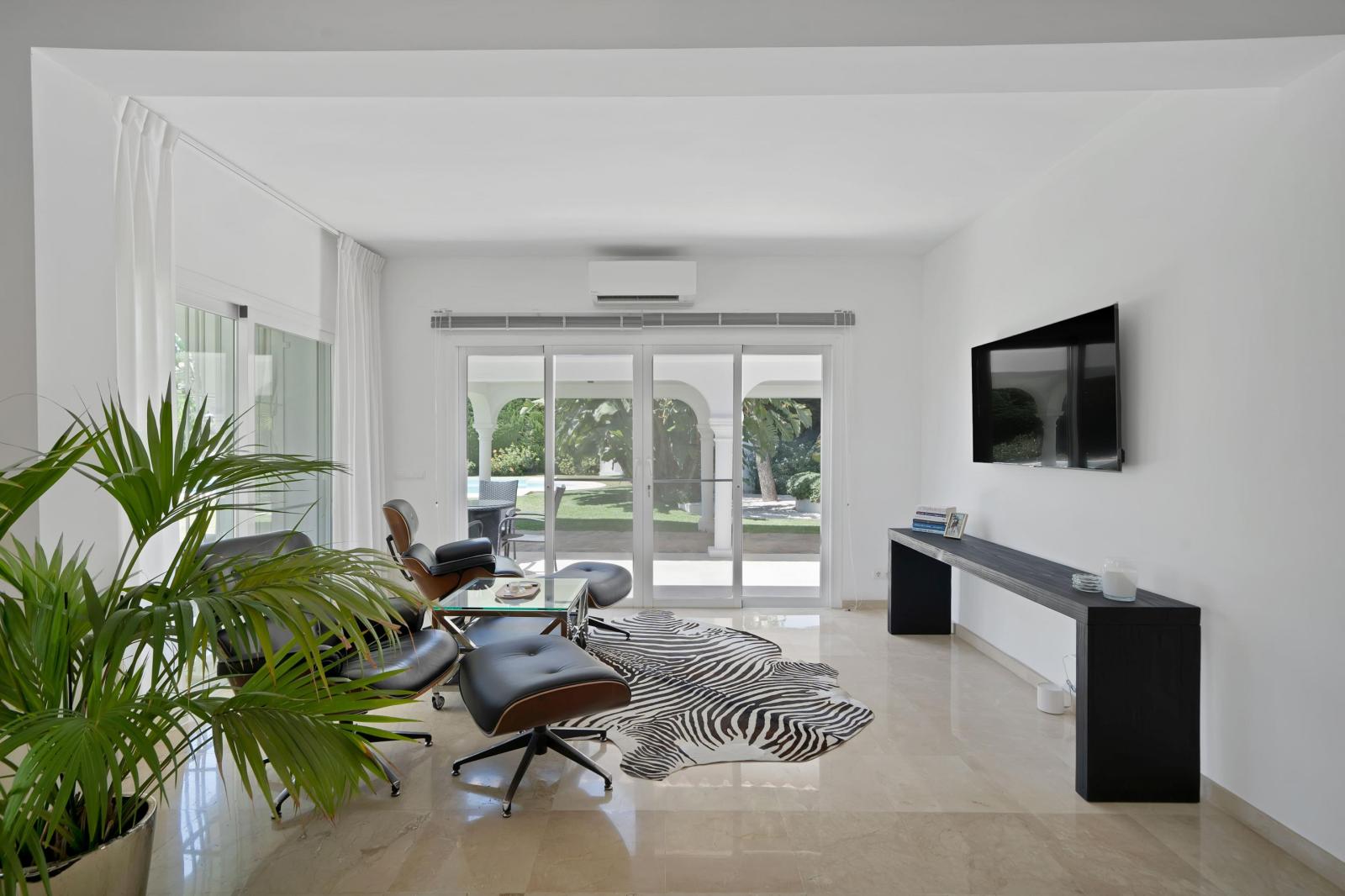 Villa for Rent in Estepona