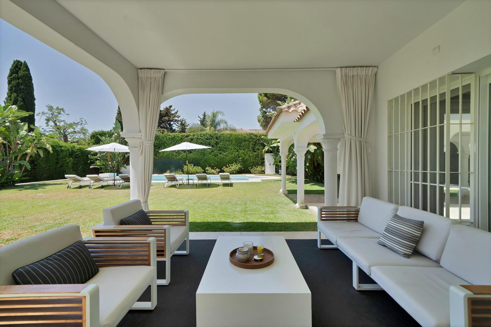 Villa for Rent in Estepona