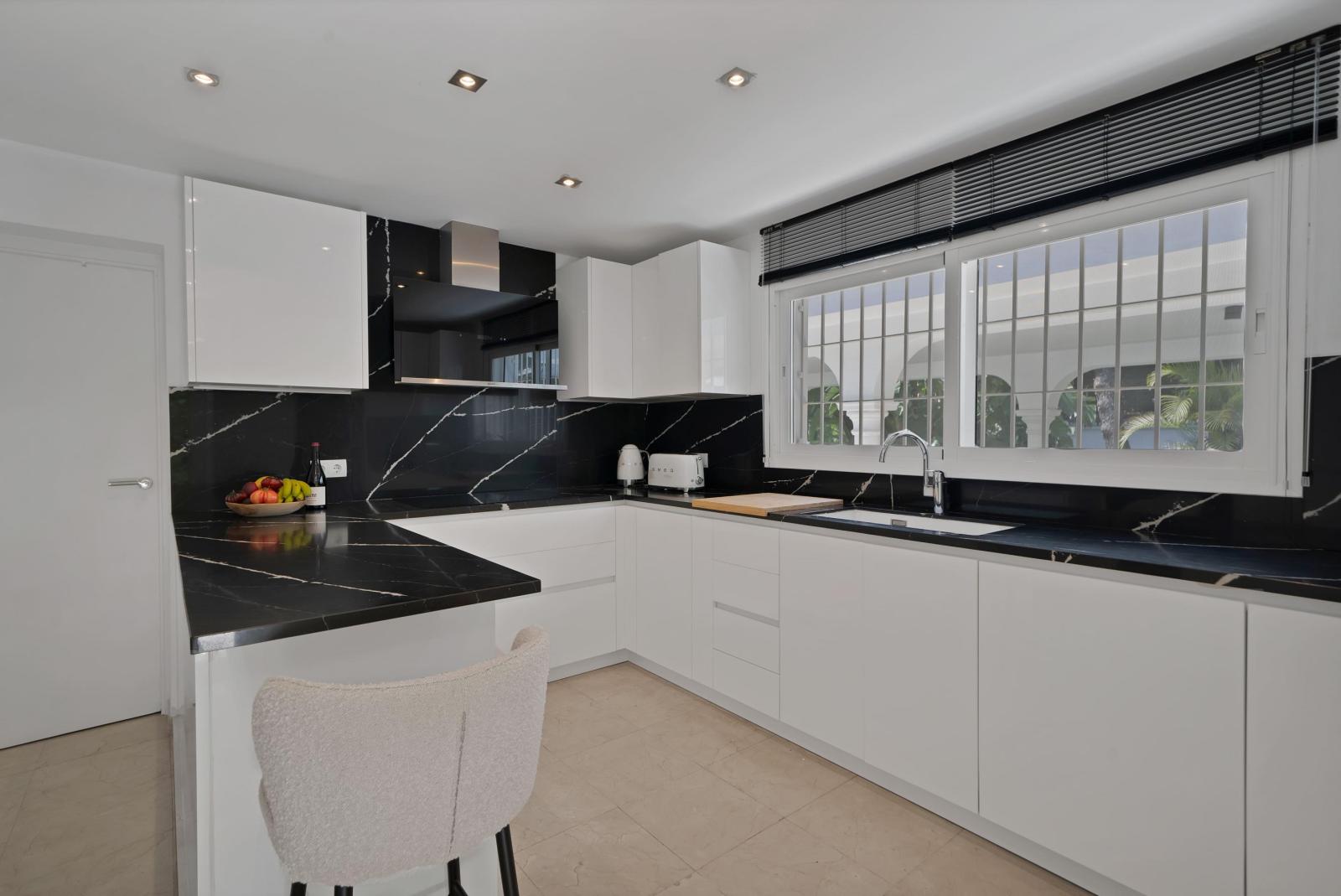 Villa for Rent in Estepona