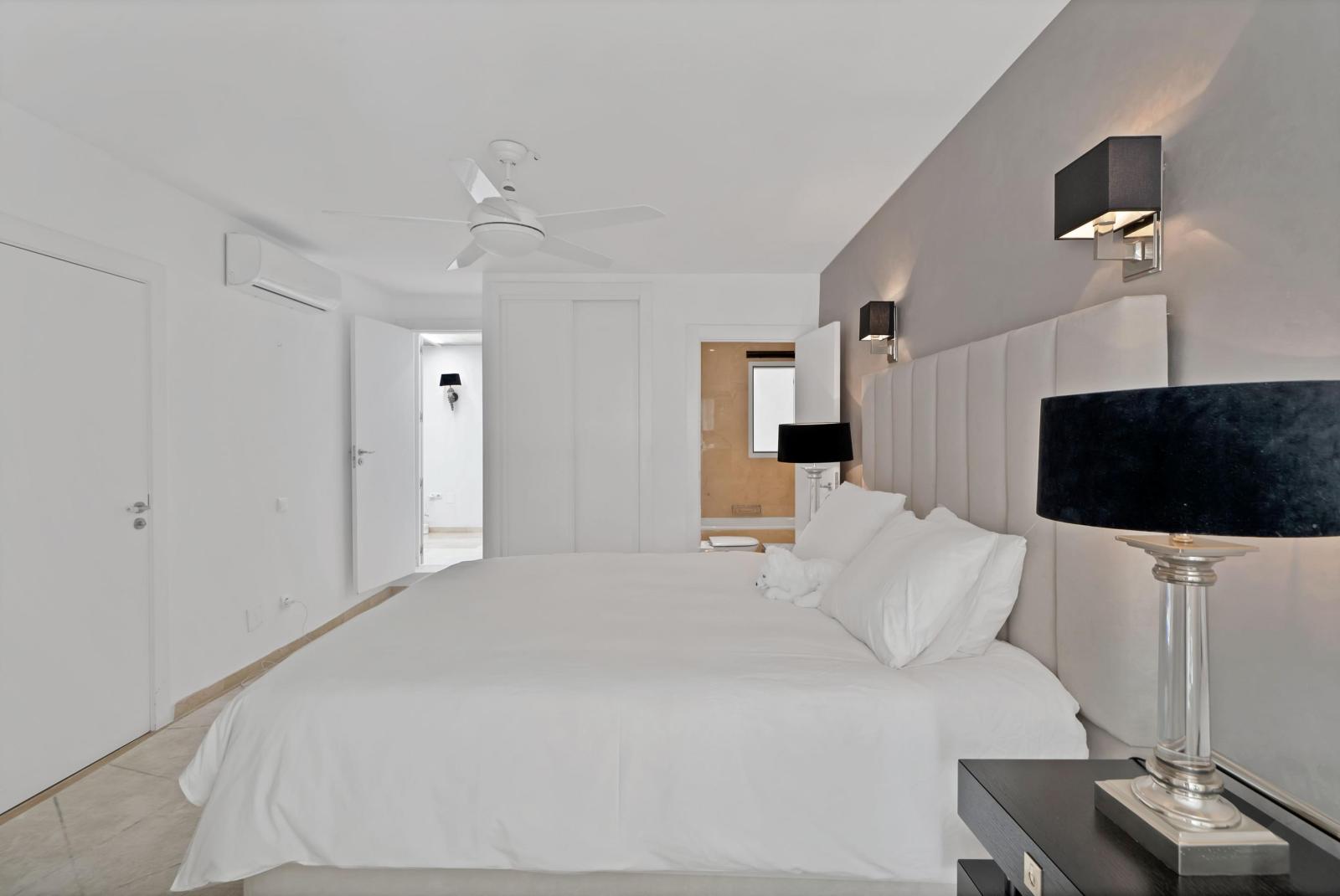 Villa for Rent in Estepona