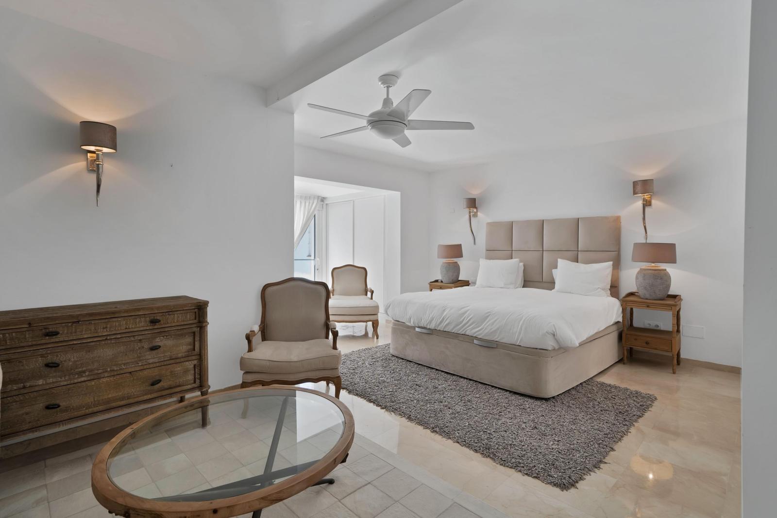 Villa for Rent in Estepona