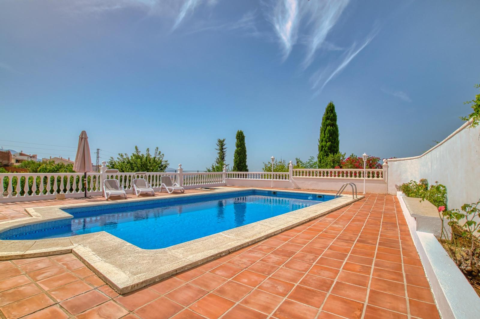 Villa for Sale in Periana