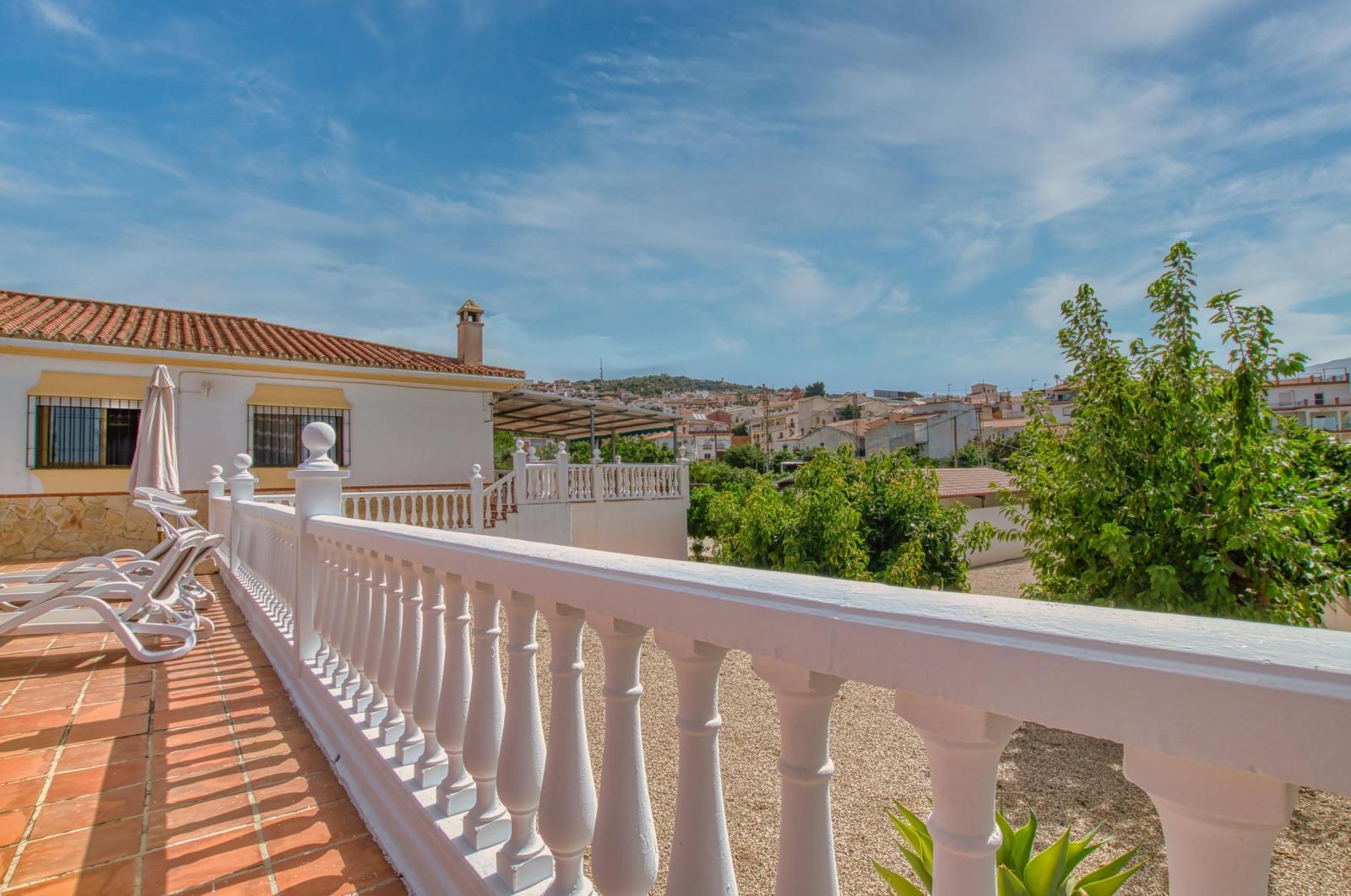 Villa for Sale in Periana