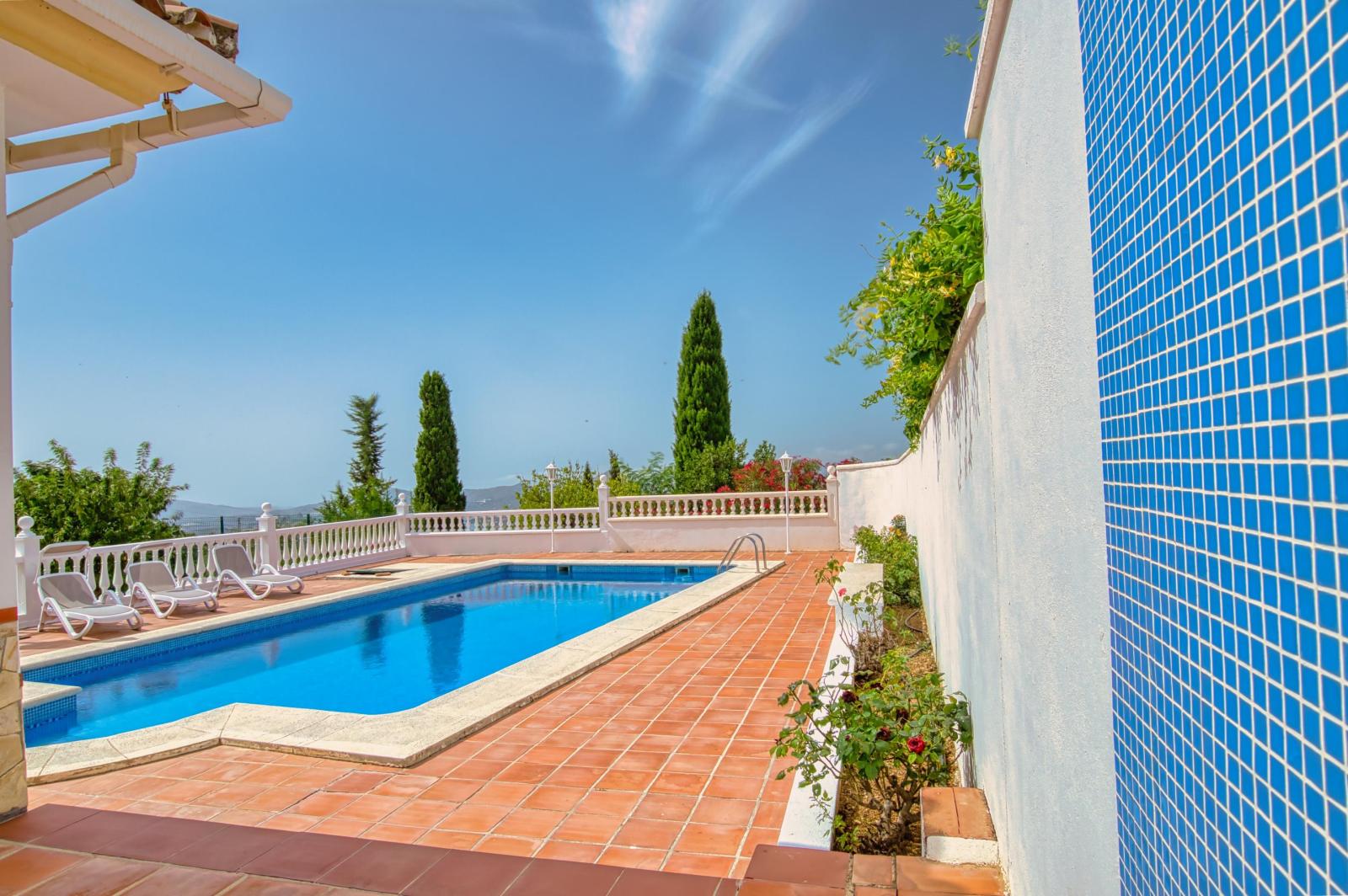 Villa for Sale in Periana