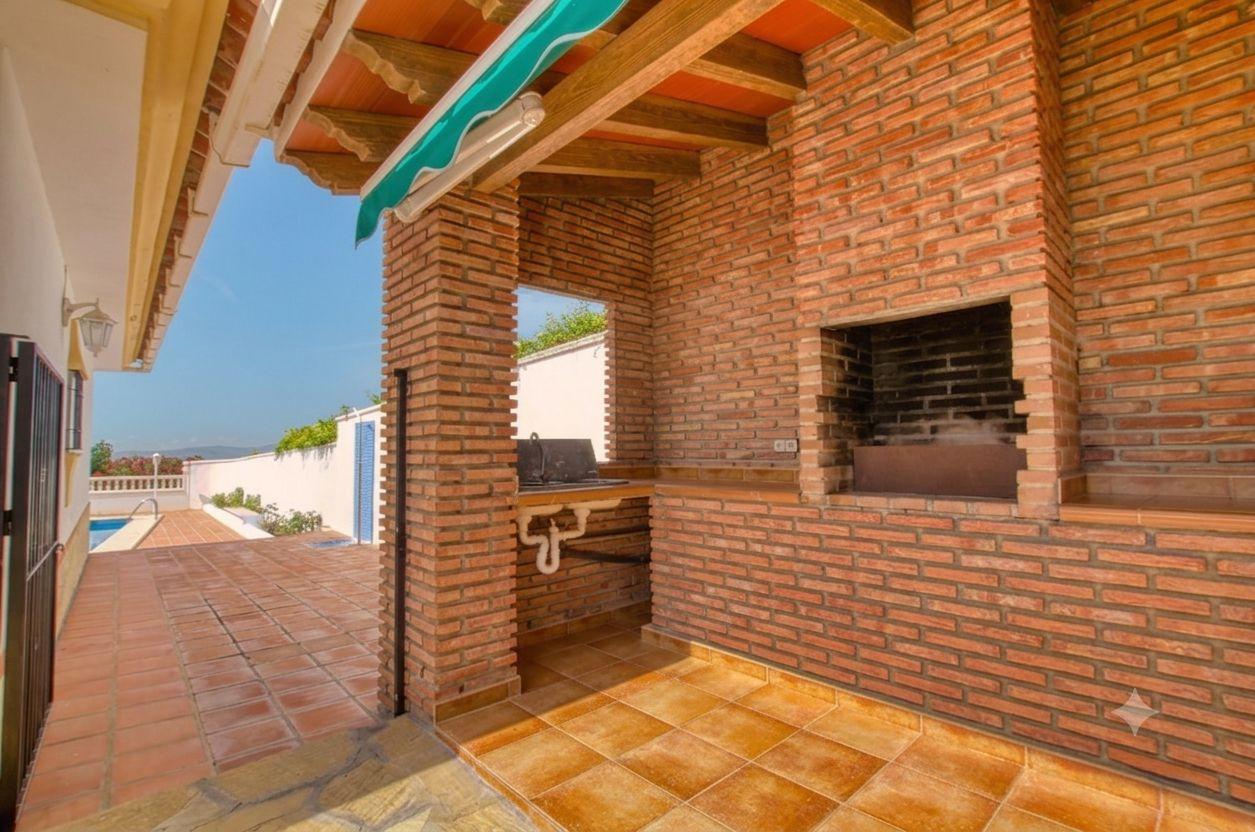 Villa for Sale in Periana
