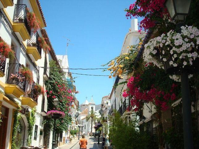 Building for Sale in Marbella