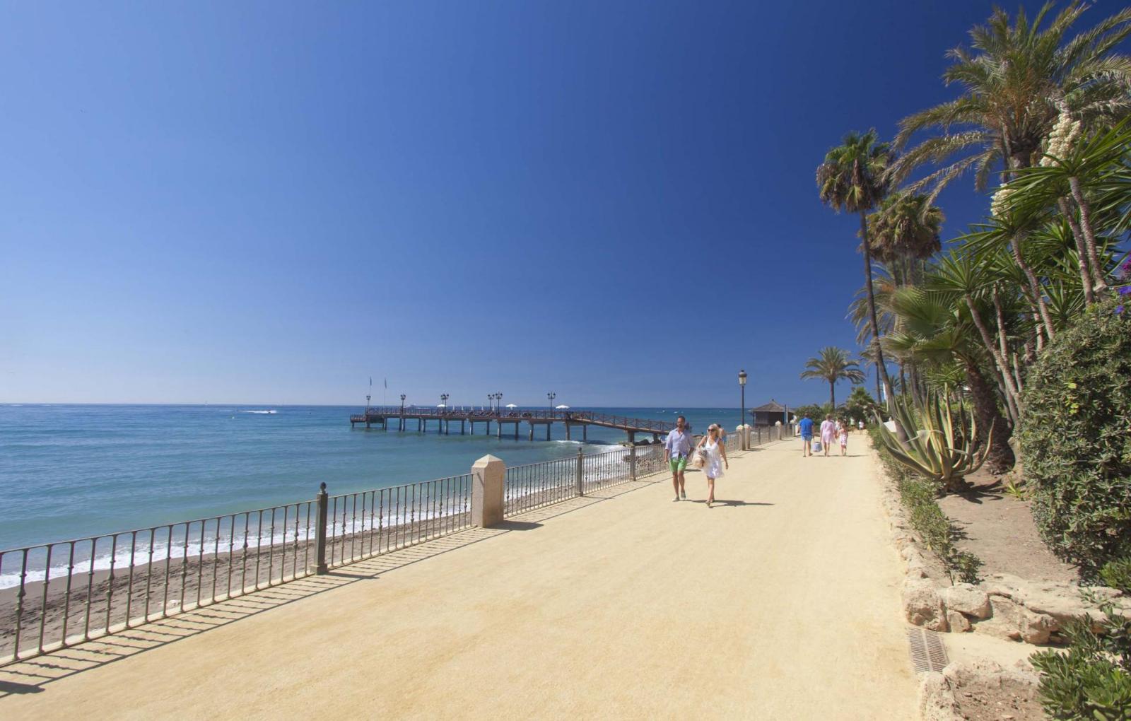 Building for Sale in Marbella