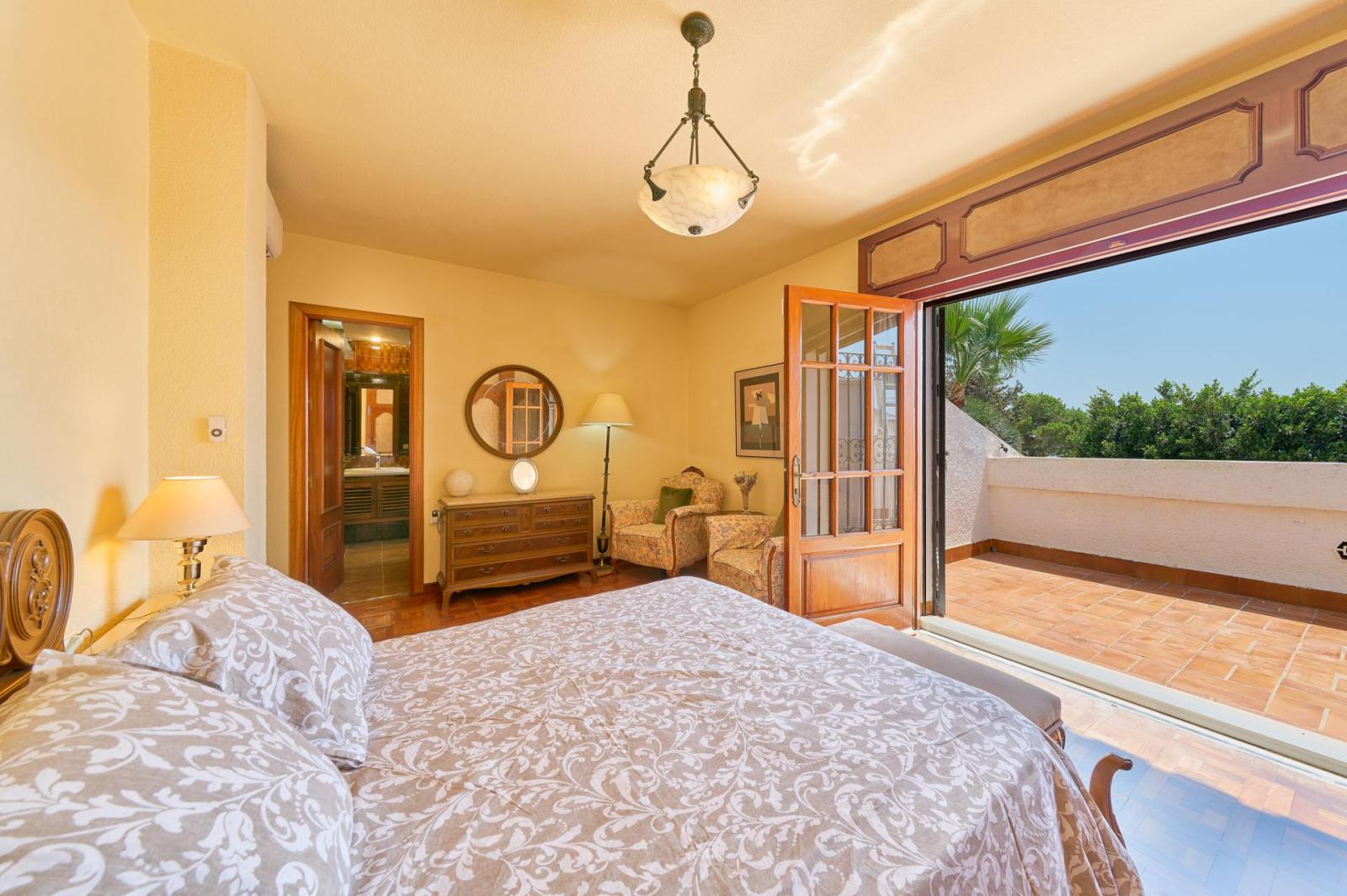 Villa for Rent in Málaga