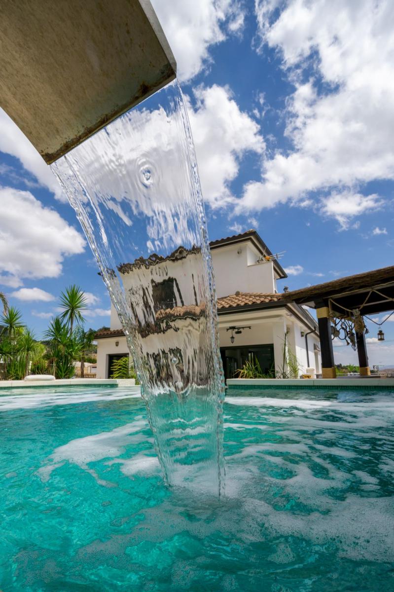 Villa for Sale in Casarabonela
