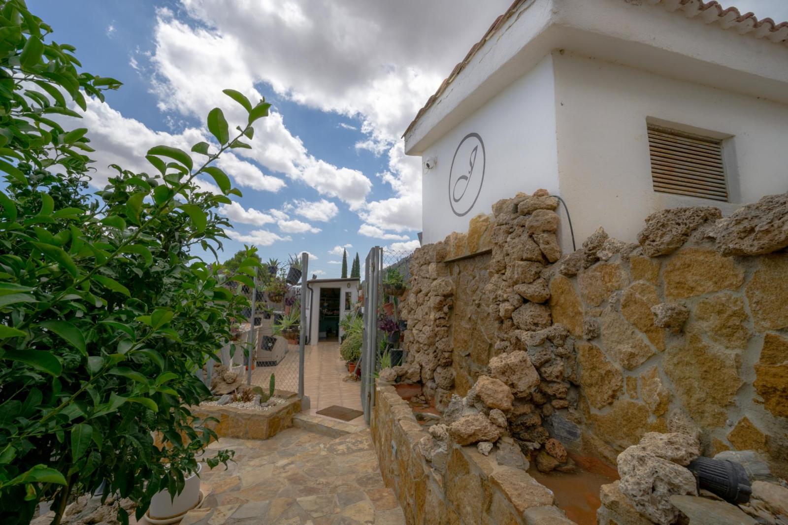 Villa for Sale in Casarabonela