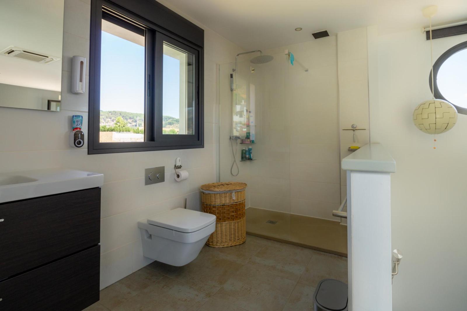 Villa for Sale in Casarabonela