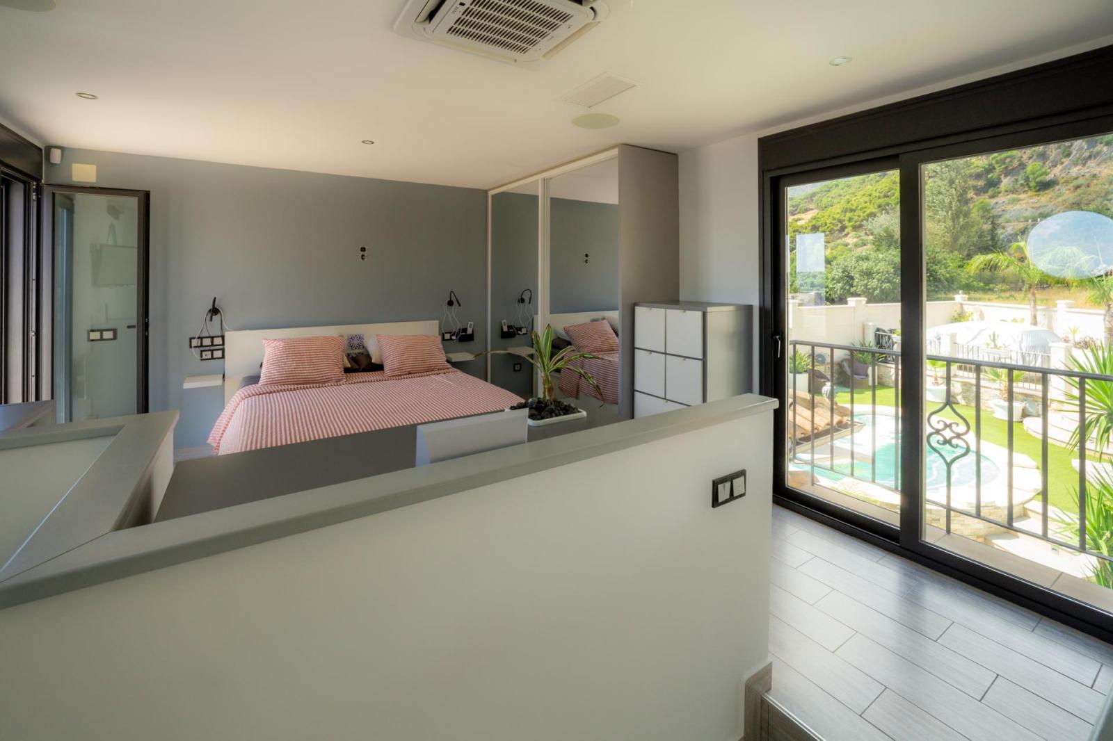 Villa for Sale in Casarabonela