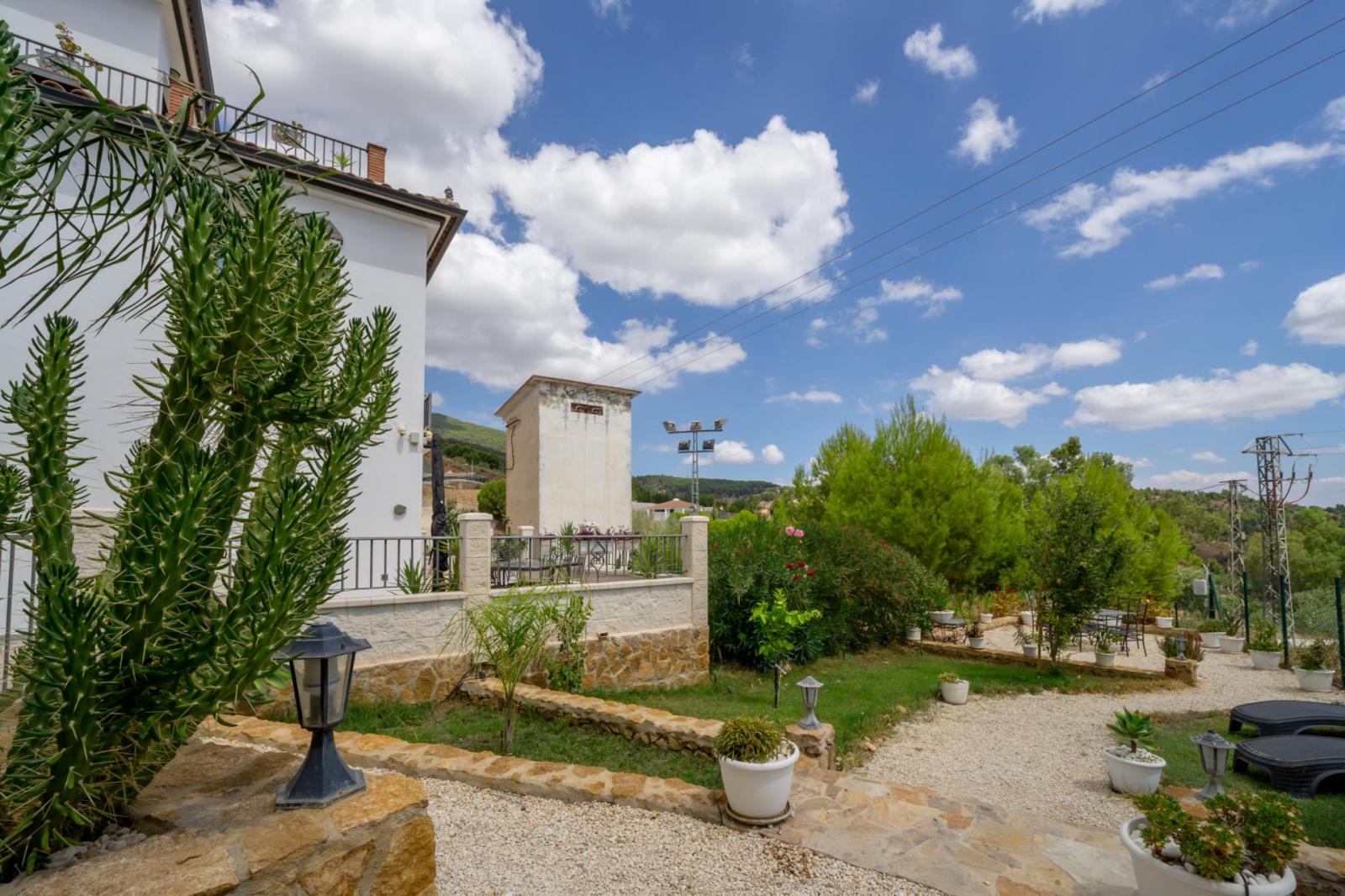 Villa for Sale in Casarabonela