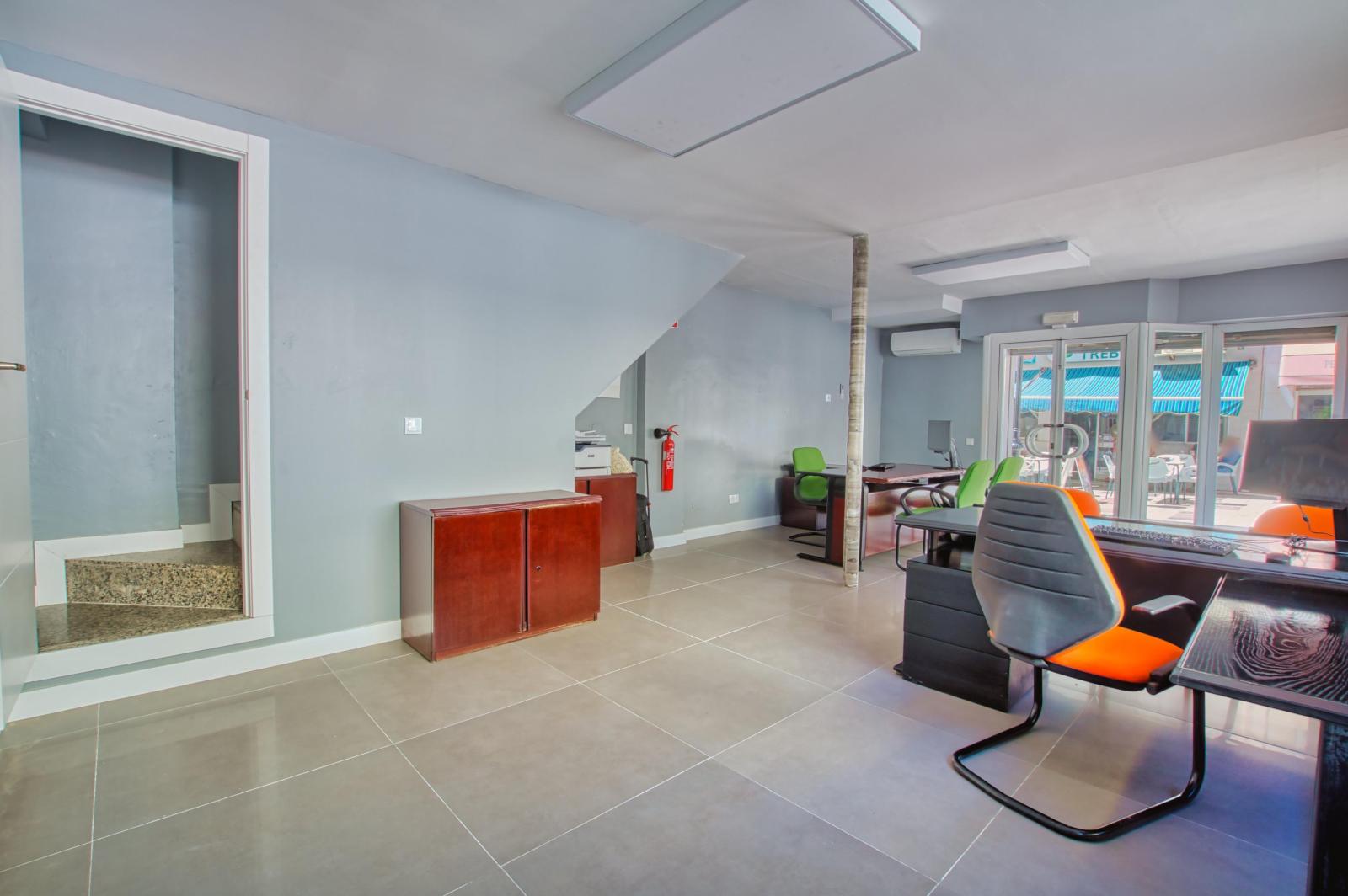 Premise for Sale in Vélez-Málaga