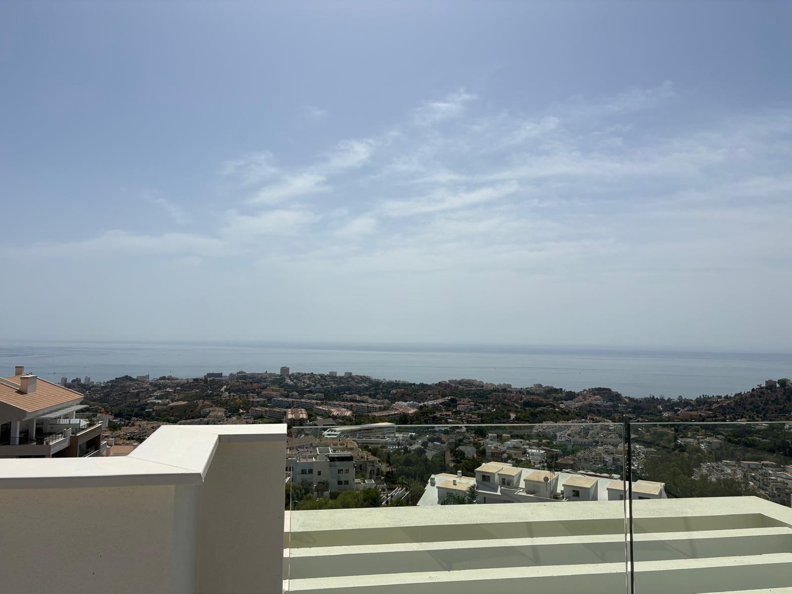 Penthouse for Rent in Benalmádena