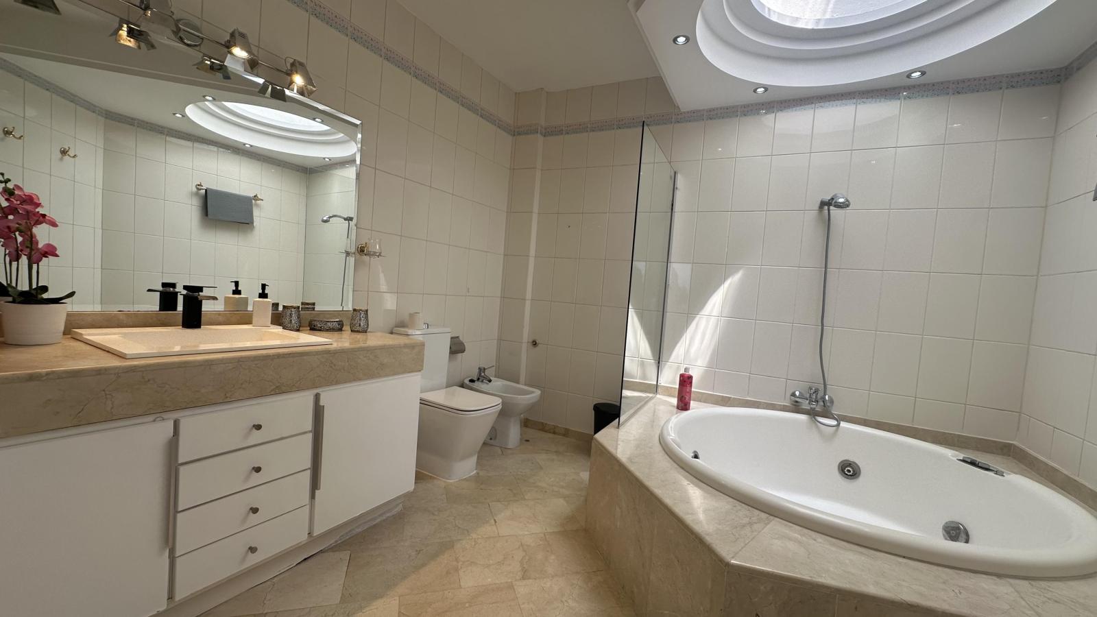 Semi-detached House for Rent in Benalmádena