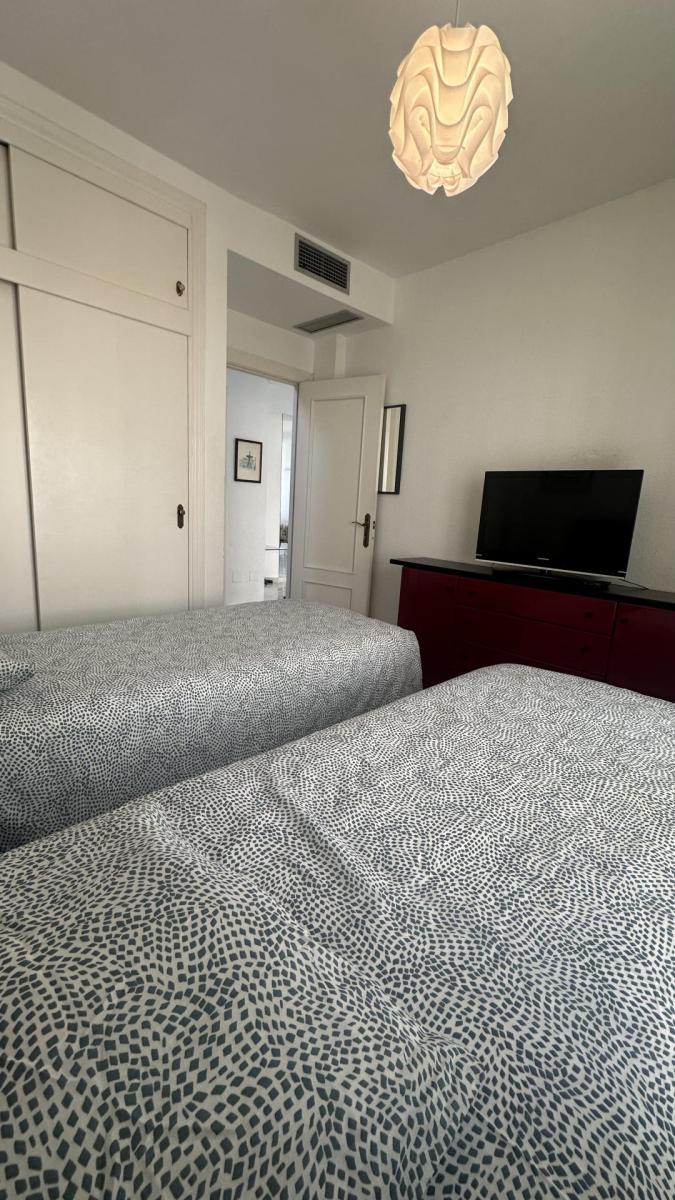 Semi-detached House for Rent in Benalmádena
