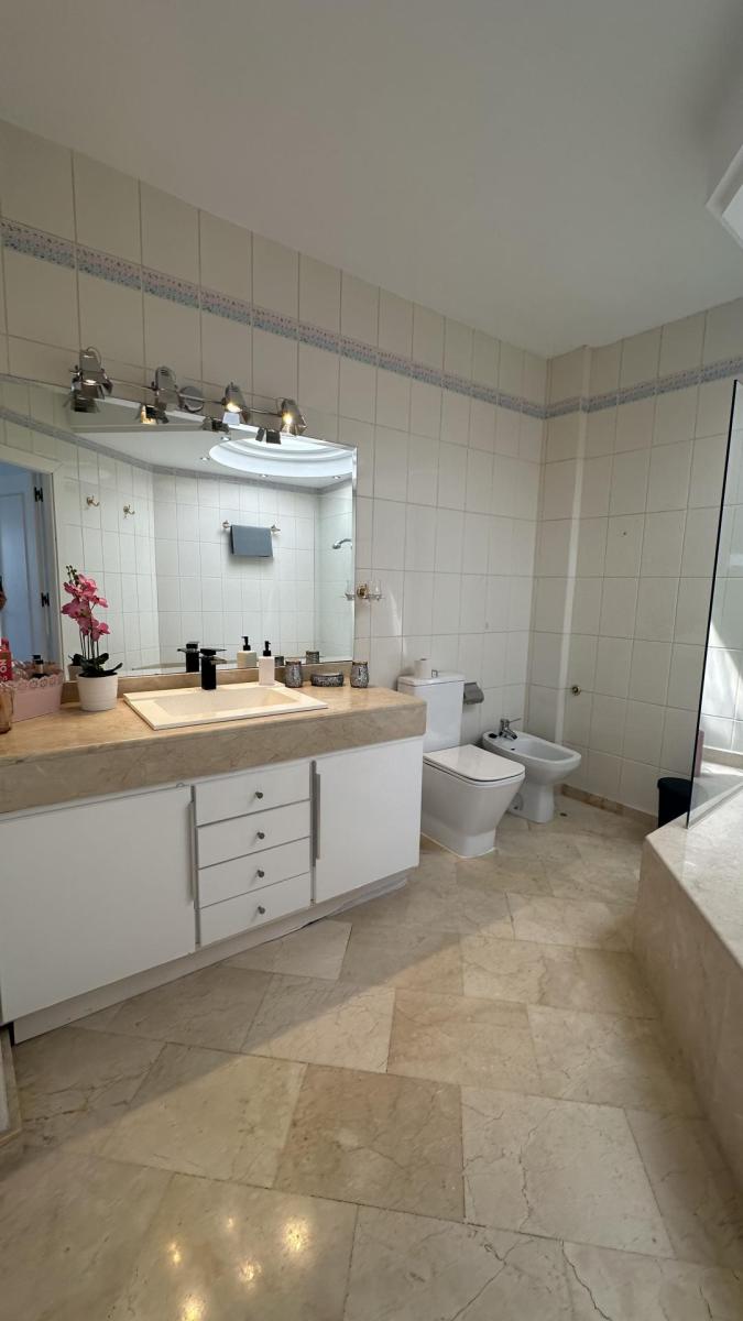 Semi-detached House for Rent in Benalmádena