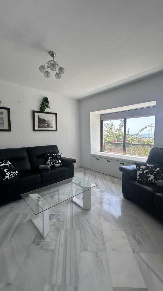 Semi-detached House for Rent in Benalmádena