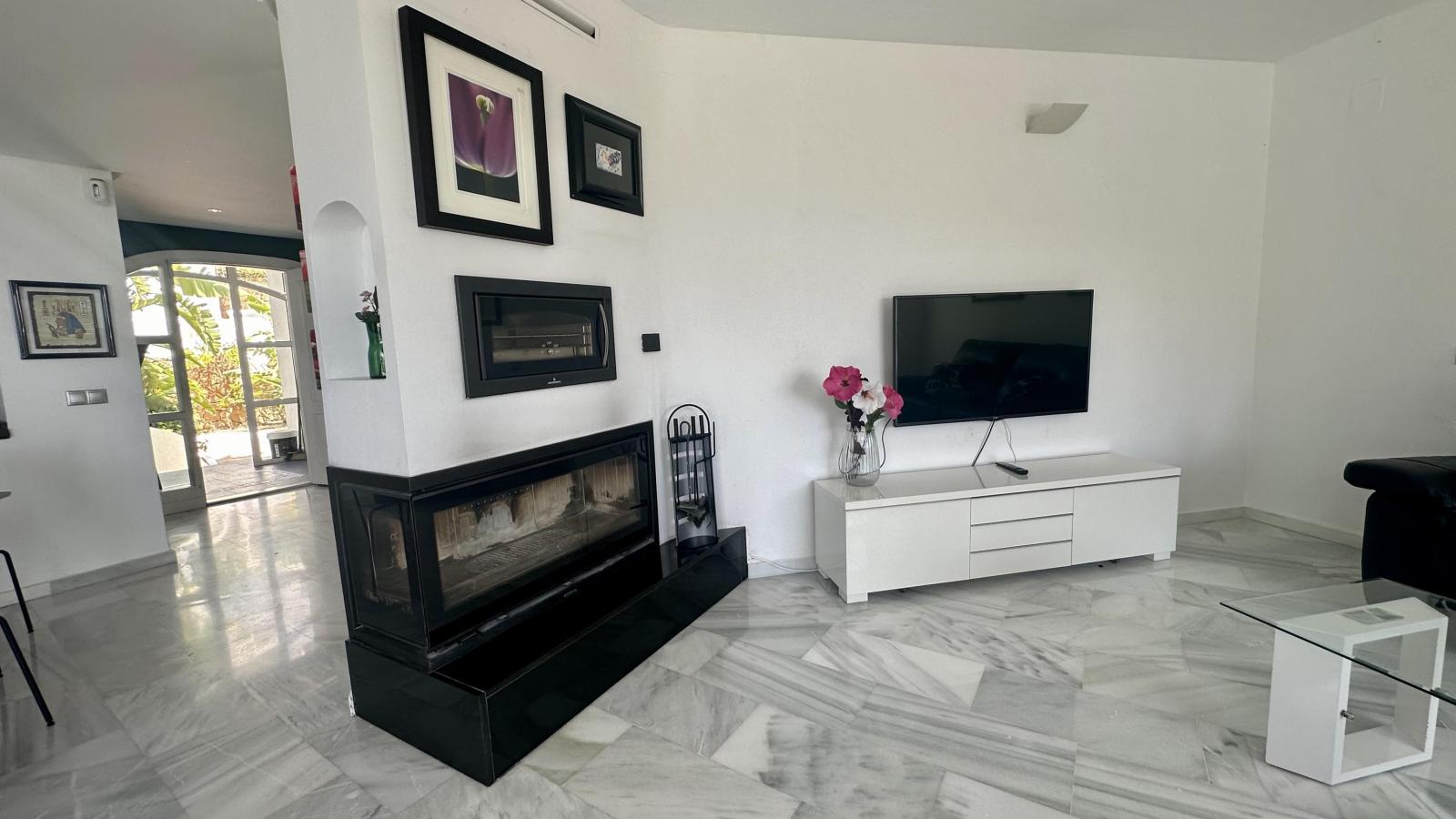 Semi-detached House for Rent in Benalmádena