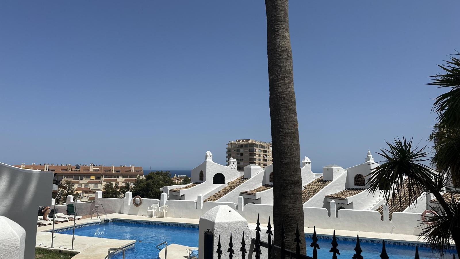 Semi-detached House for Rent in Benalmádena