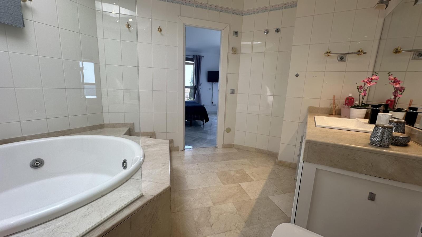 Semi-detached House for Rent in Benalmádena