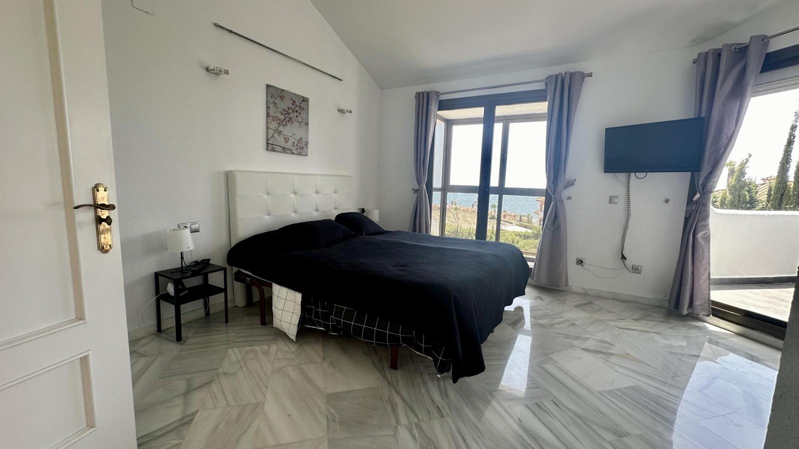 Semi-detached House for Rent in Benalmádena