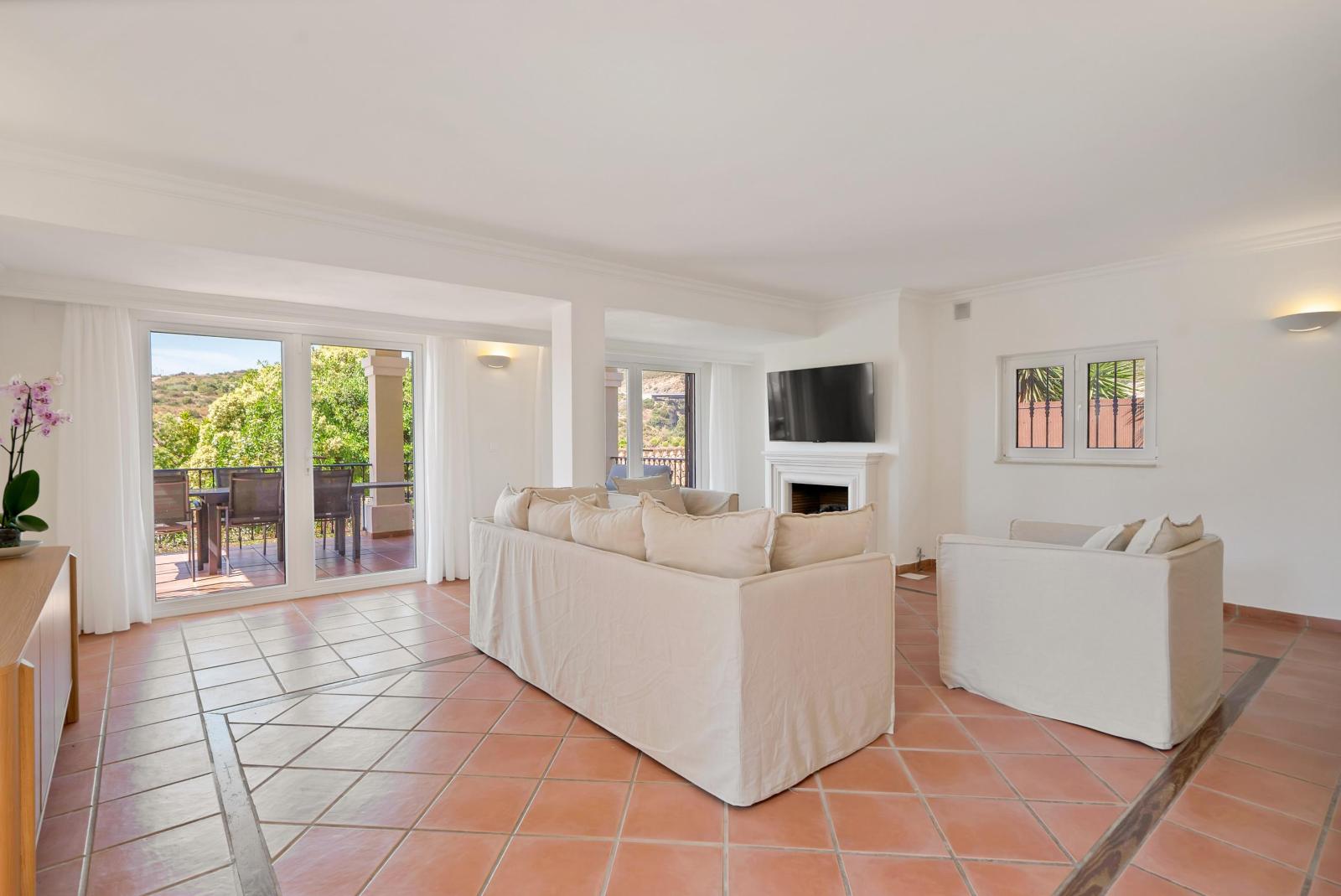 Villa for Sale in Estepona