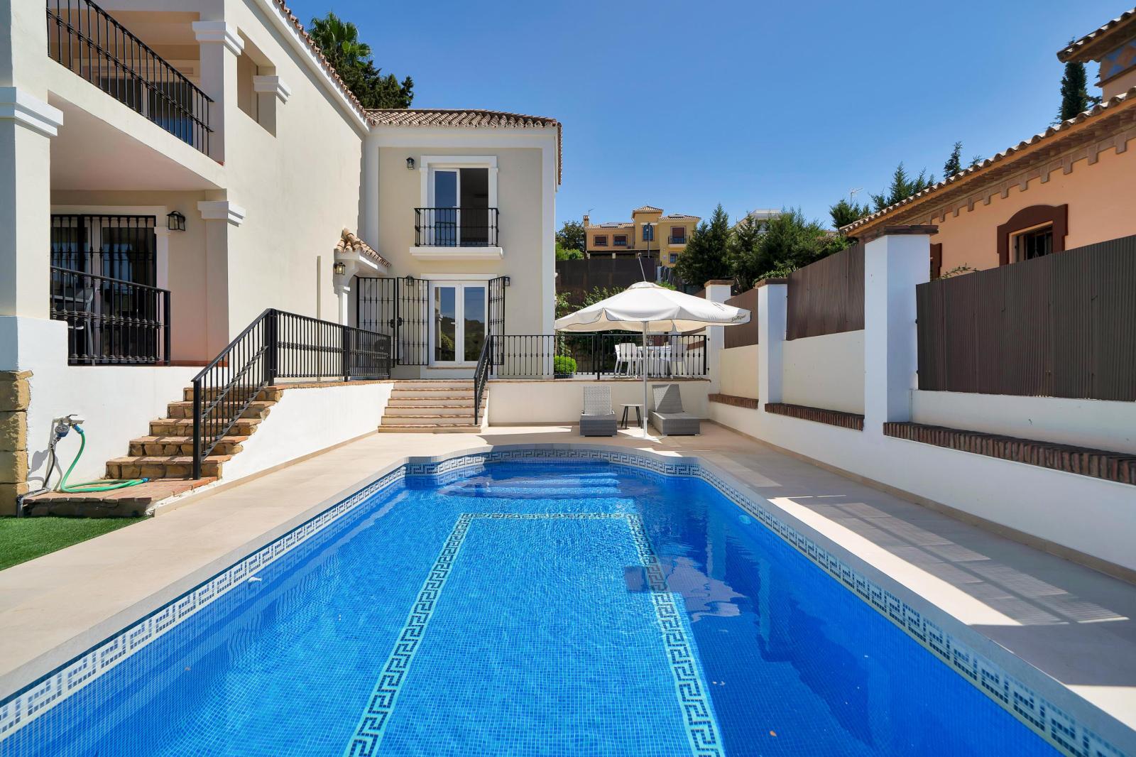 Villa for Rent in Estepona