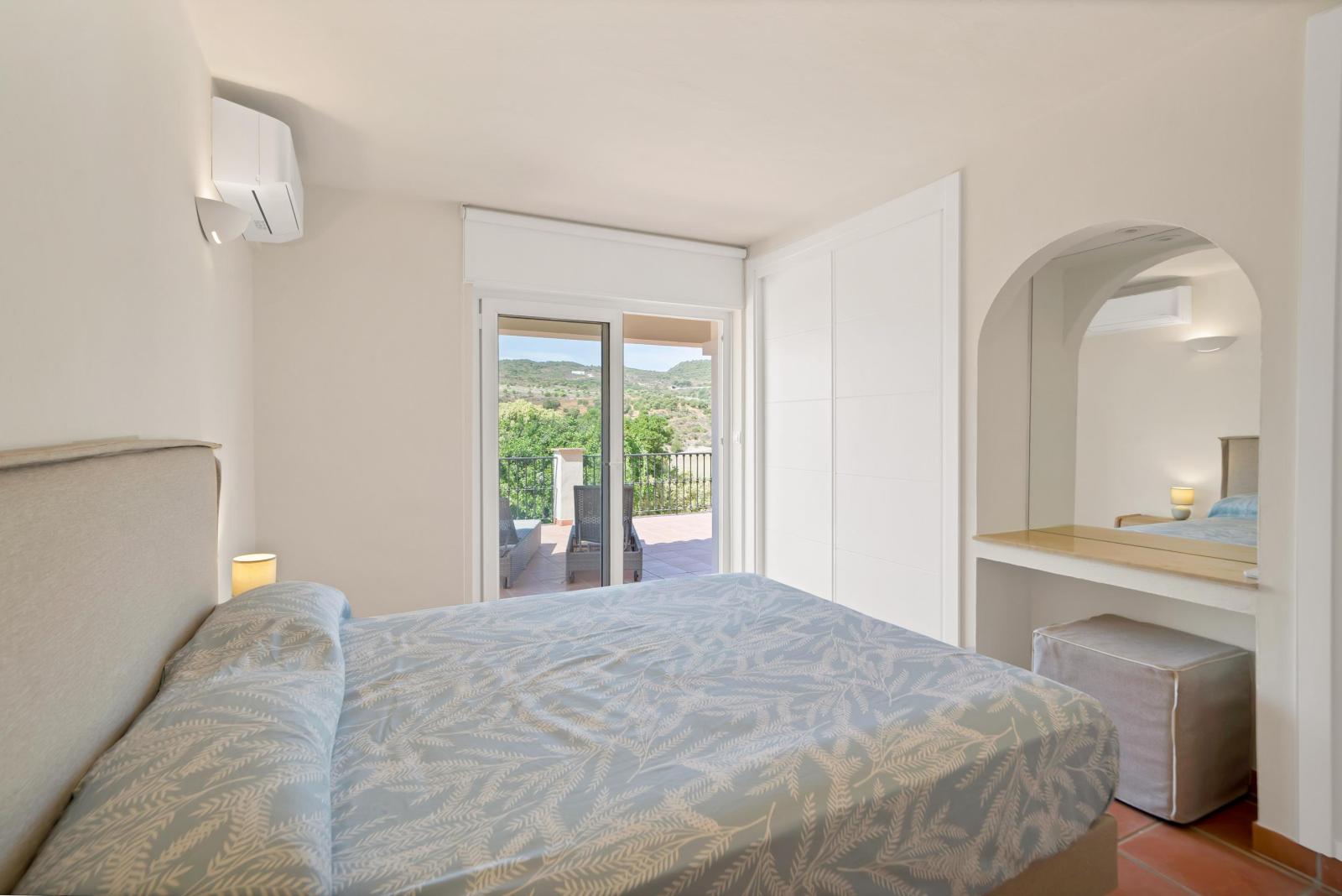 Villa for Rent in Estepona