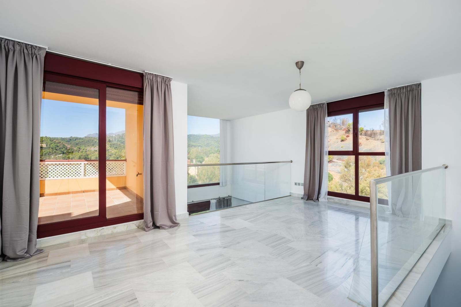 Dúplex en Venta en Benahavís