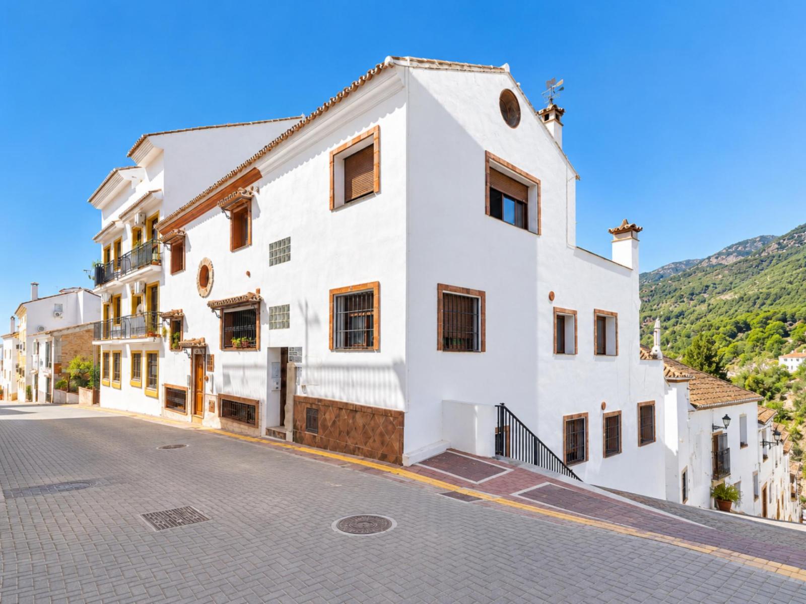 Adosado en Venta en Ojén