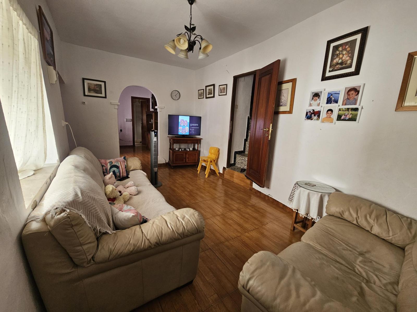 Villa en Venta en Casarabonela