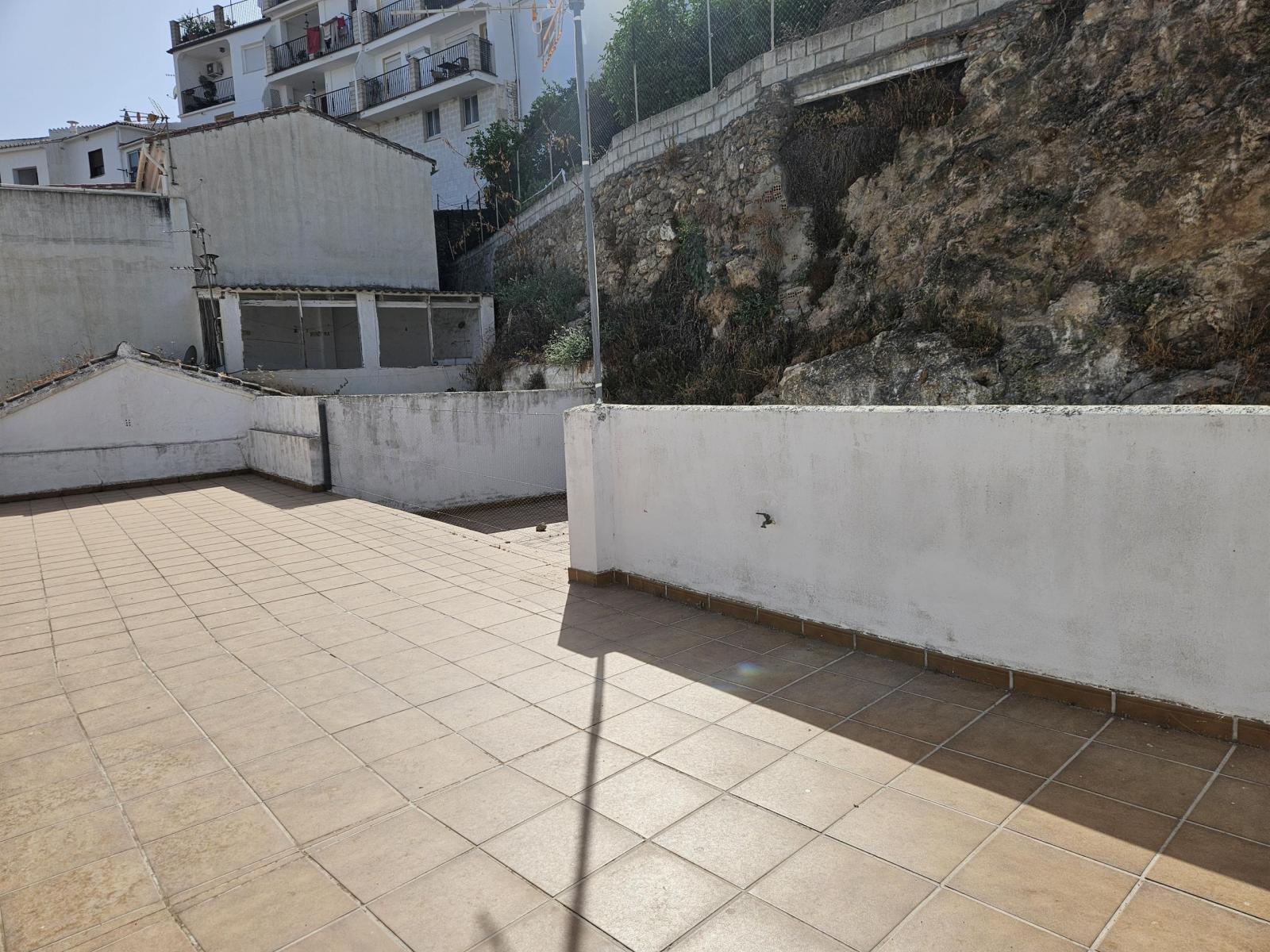 Villa en Venta en Casarabonela