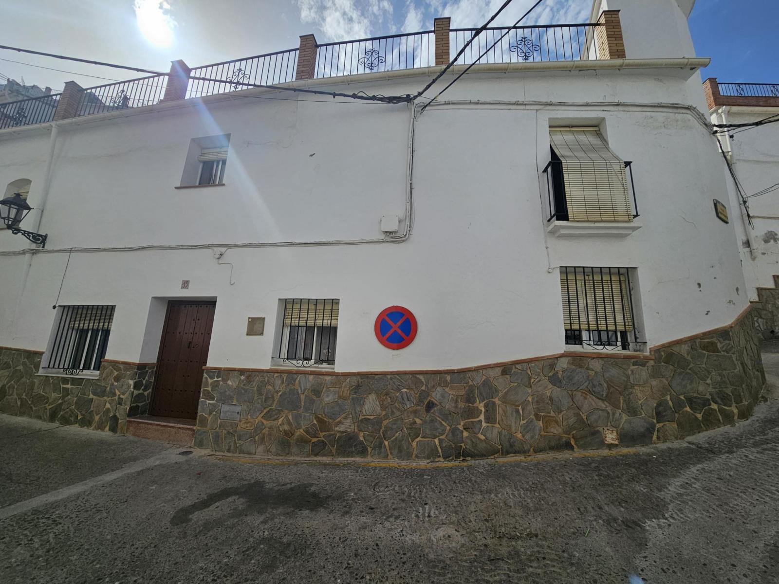 Villa en Venta en Casarabonela