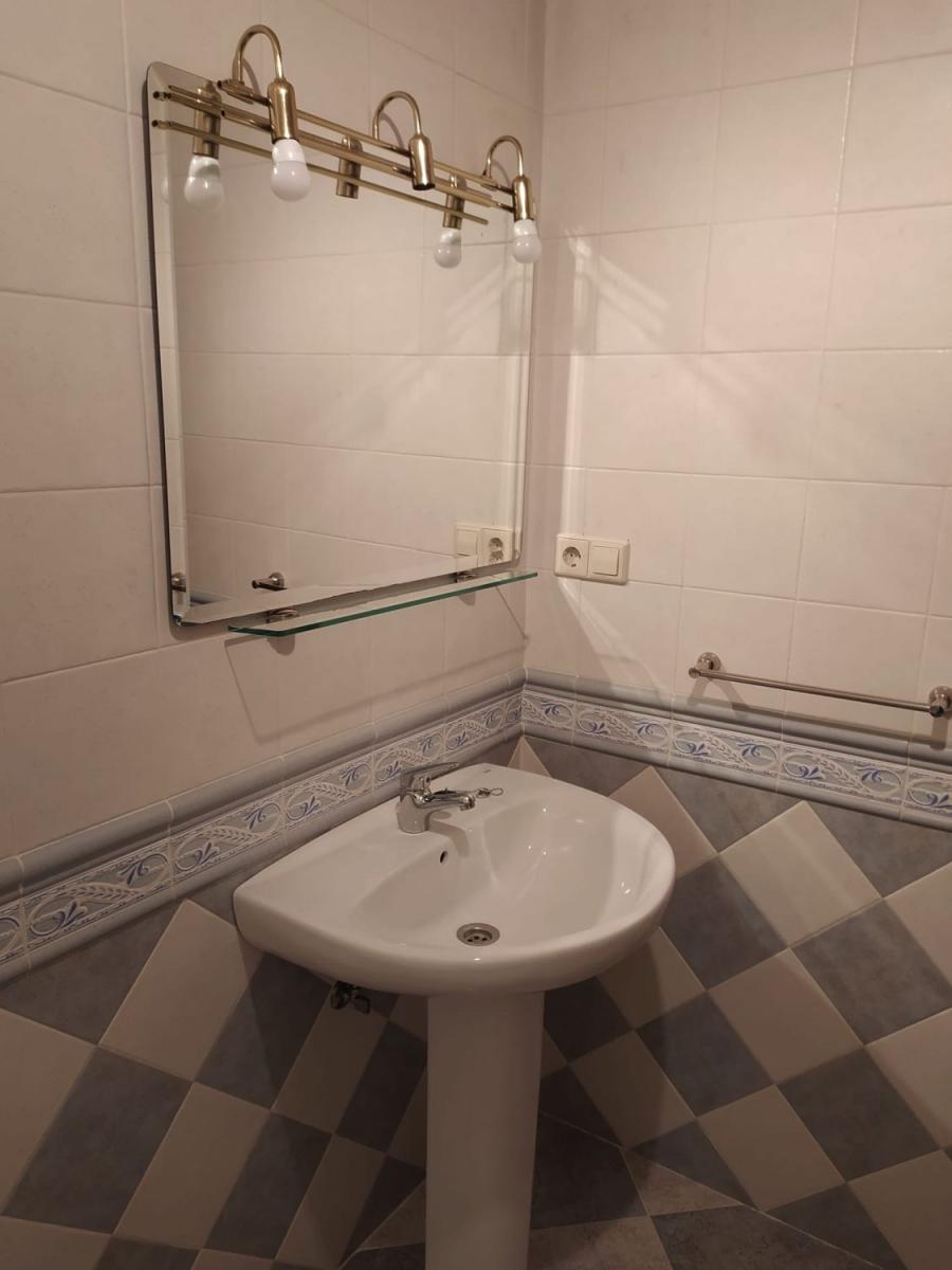 Villa en Venta en Casarabonela