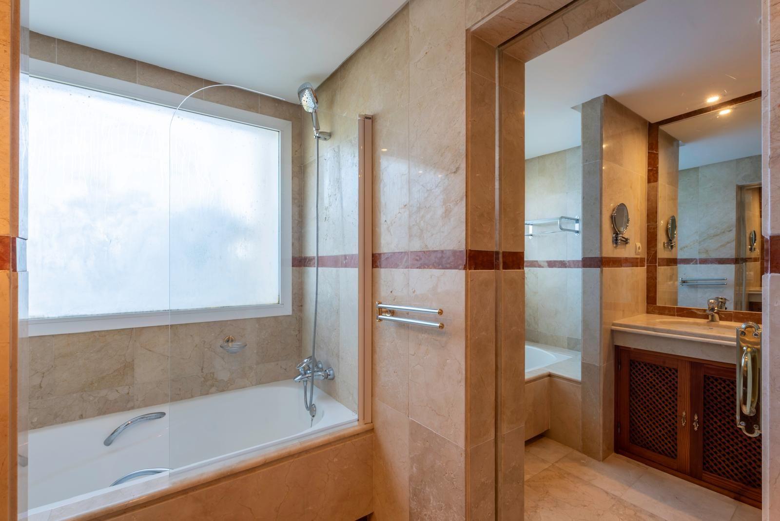 Apartment for Rent in Estepona