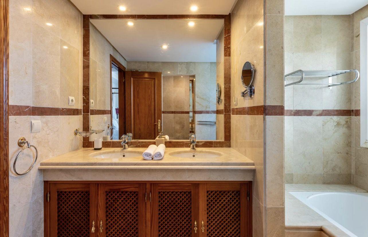 Apartment for Rent in Estepona