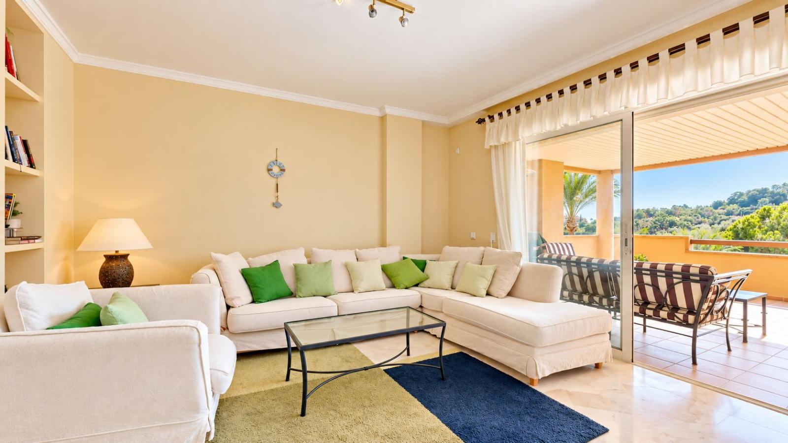 Apartment for Sale in Ojén