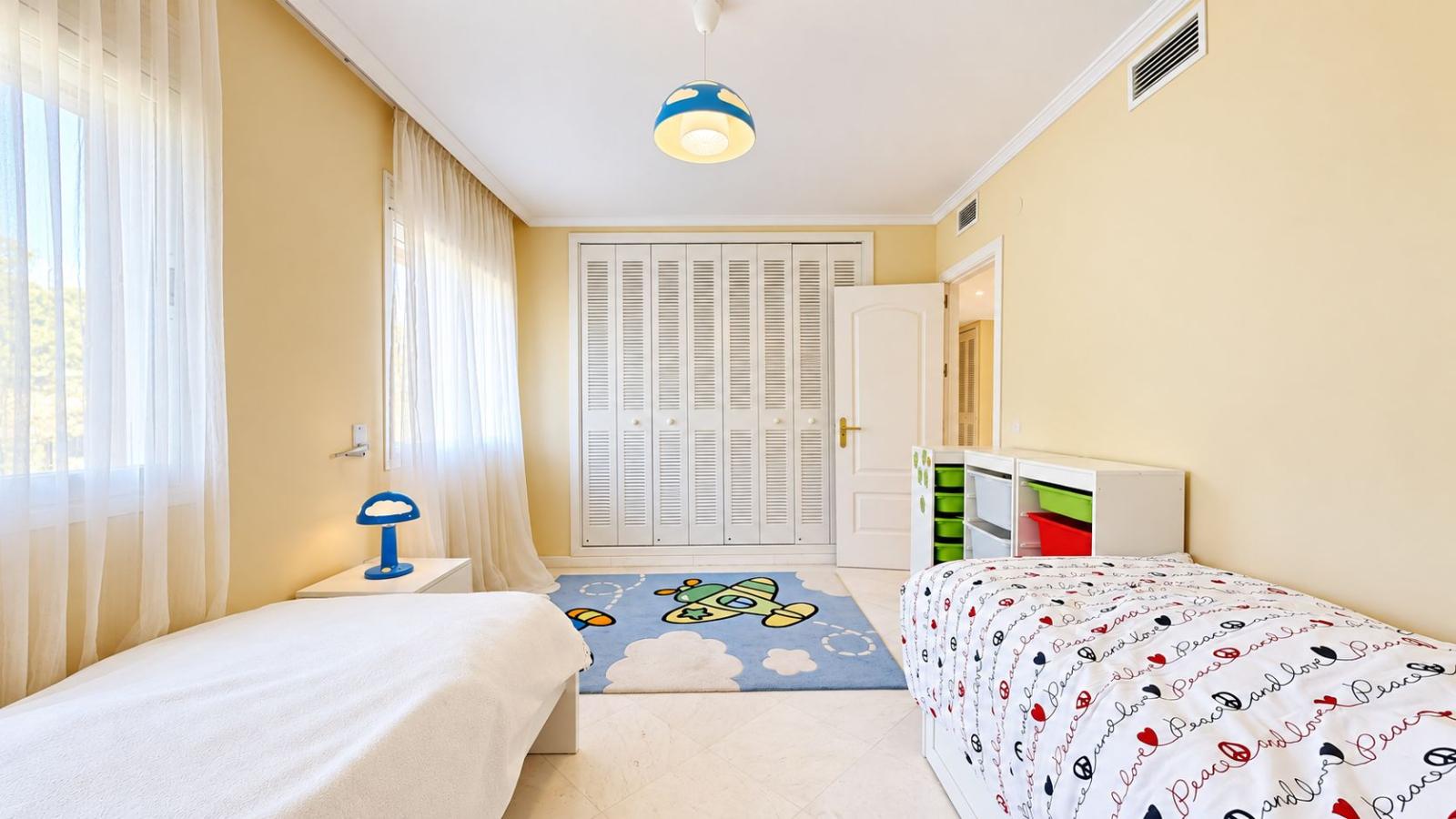 Apartment for Sale in Ojén