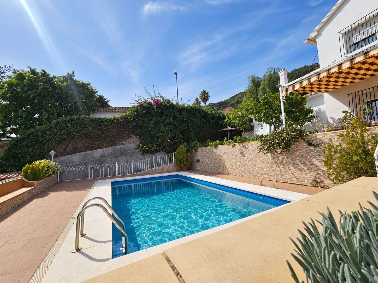 Villa for Sale in Casarabonela