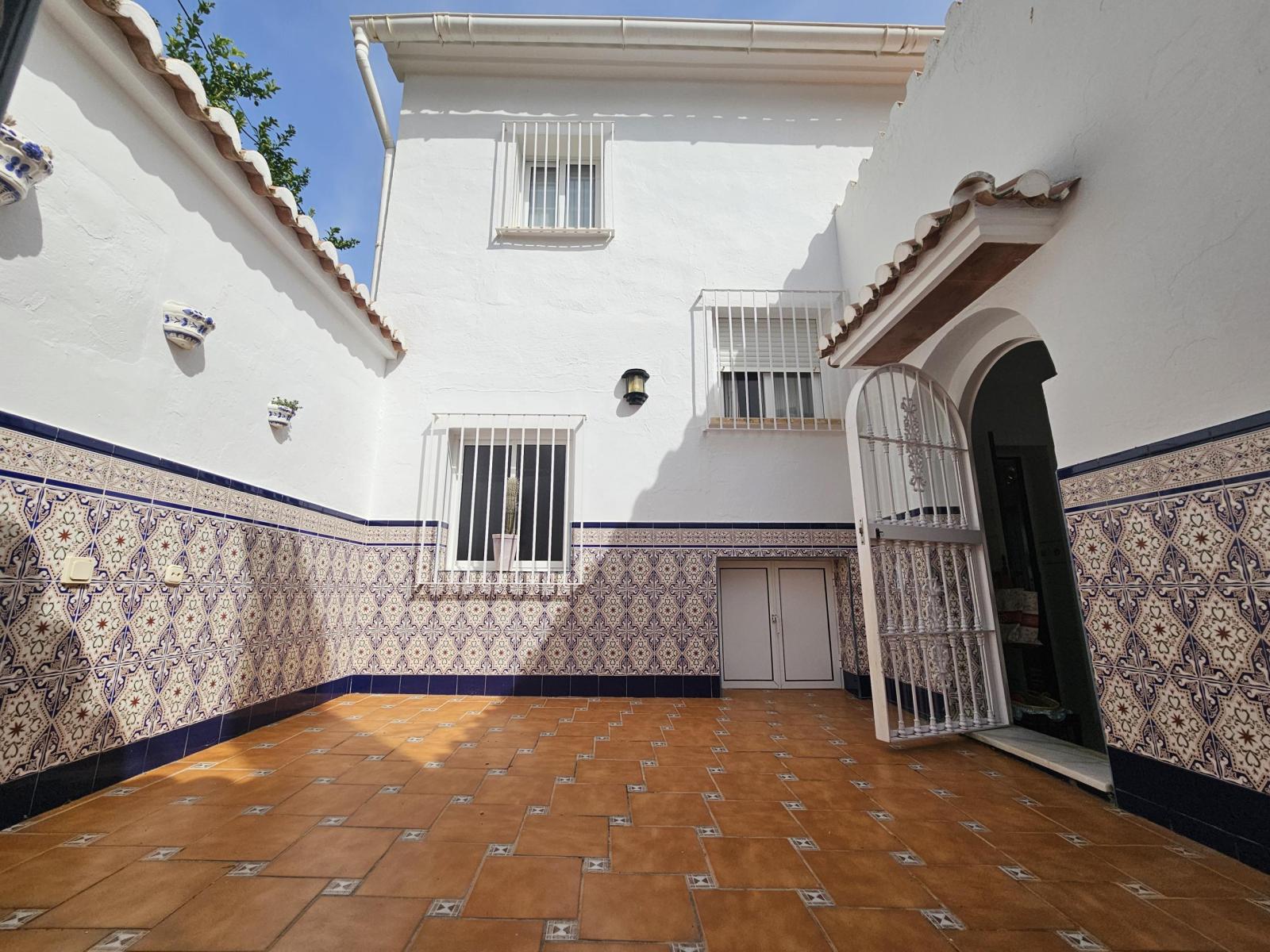 Villa for Sale in Casarabonela