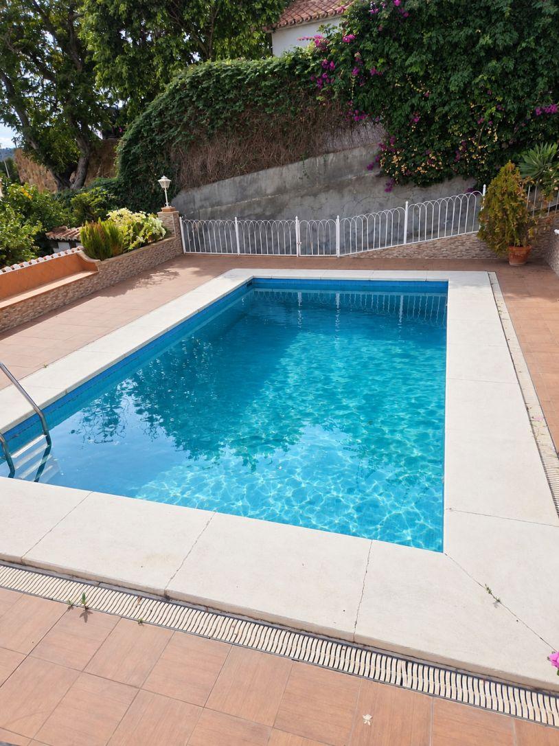 Villa for Sale in Casarabonela