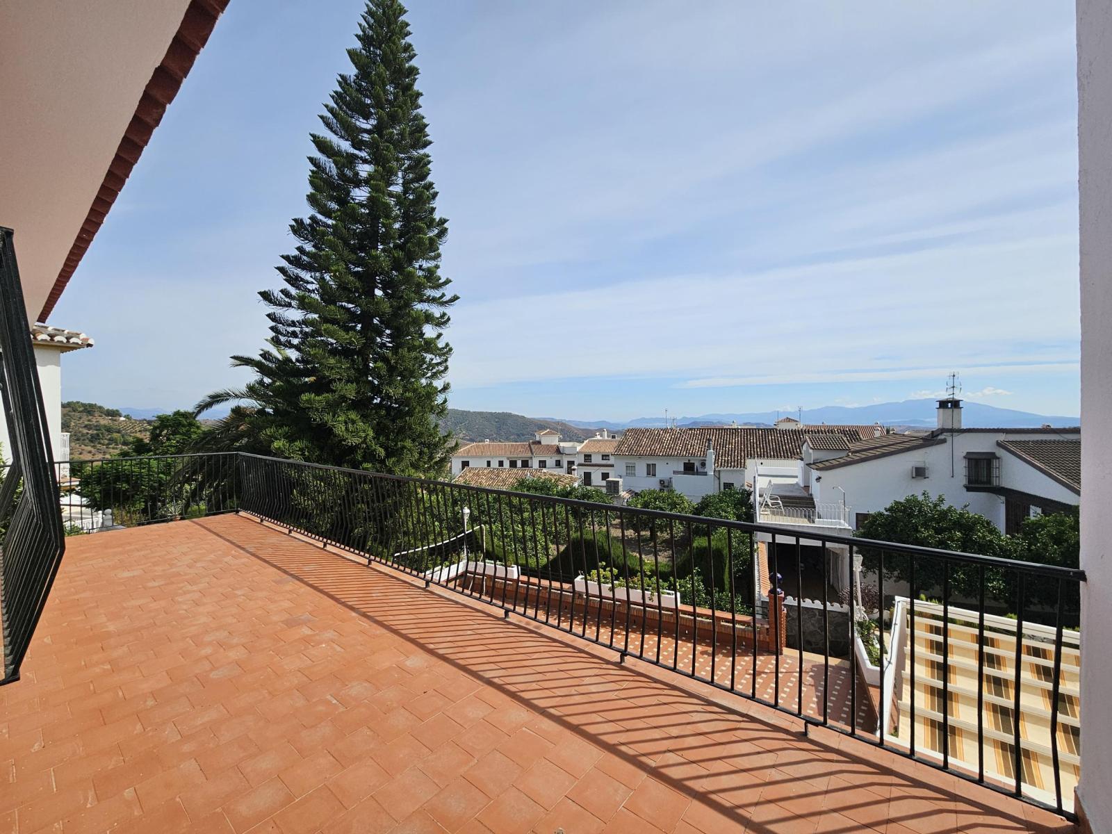 Villa for Sale in Casarabonela